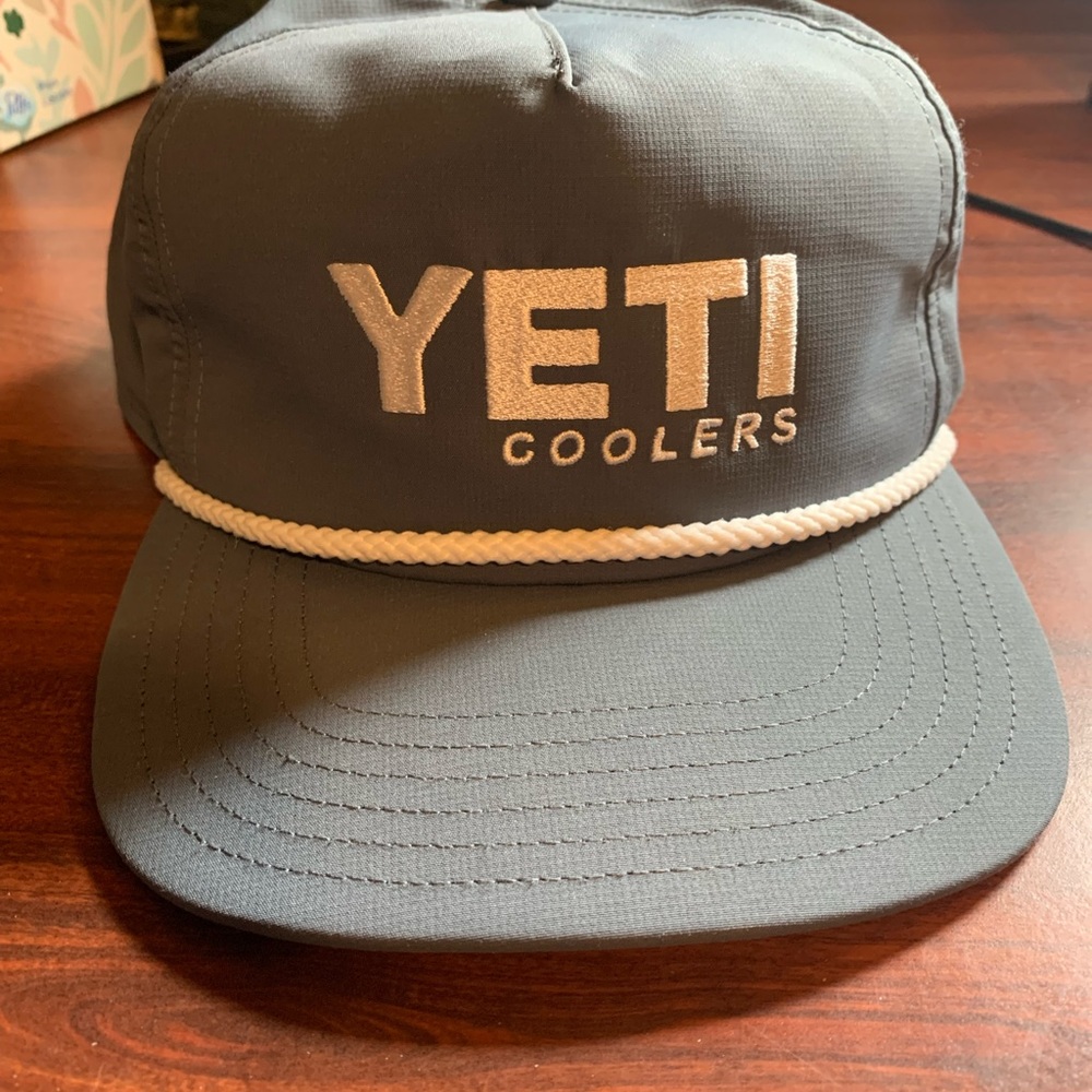 Yeti trucker hat